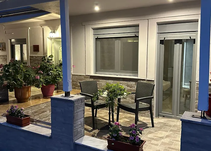 Marianna's Naxos City